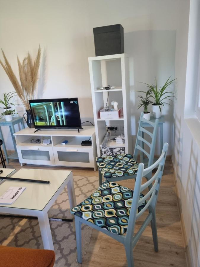 فيلا Hoopovo House Fruska Gora Irig المظهر الخارجي الصورة